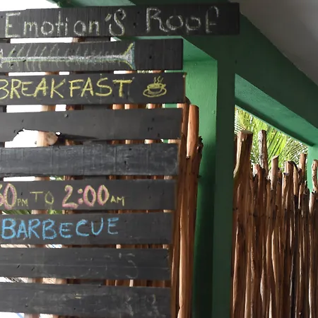 Emotion Avenida Tulum Hotel & Hostal-3